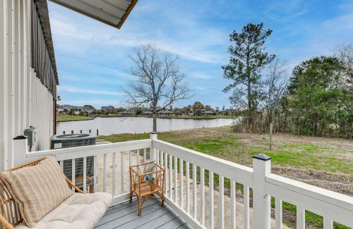 Slidell House | Waterfront Slidell Home with Patio 3 Mi to Beach!