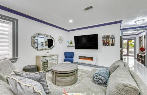 Slidell House | Waterfront Slidell Home with Patio 3 Mi to Beach!