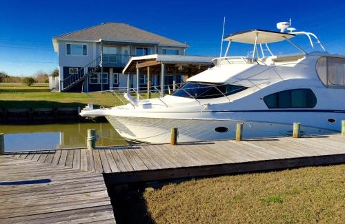Slidell House | Waterfront Slidell Home with Boat Dock and Canal View!