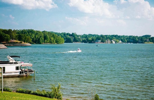 Steele Creek House | Waterfront Two Bedroom 15 on the #lake at Long Cove Resort