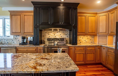 Oriental House | Waterfront Views & Boat Slip, Blackwell Point #A