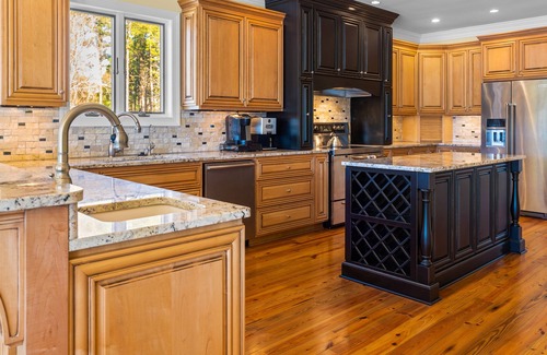 Oriental House | Waterfront Views & Boat Slip, Blackwell Point #A