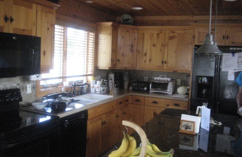 Oshkosh House | WATERFRONT VIEWS From EVERY Window! CABIN LODGE ON WATER & CLOSE TO EVERYTHING!