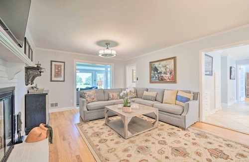 Myrtle Grove House | Waterfront Wilmington Home w/ Sunroom & Views