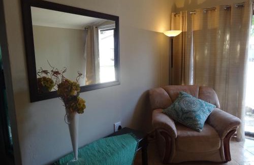 Rustenburg Cabin | Waterglen Guest Lodge