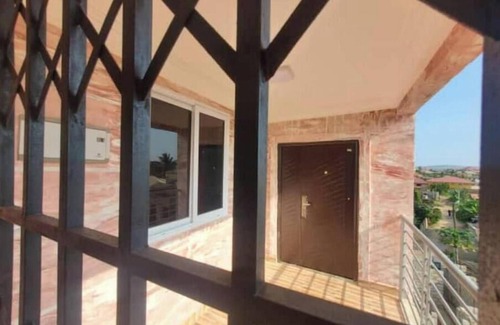 Pokuase House | WaterHeater, Kitchen &Furnished Home @Pokuasi Fise
