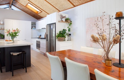 Riverview House | Waterlily Villa, Riverview IH