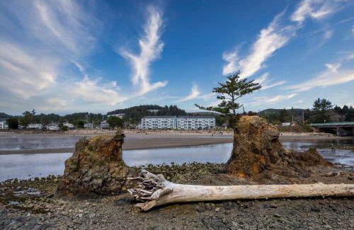 Lincoln City House | Waters Edge 402