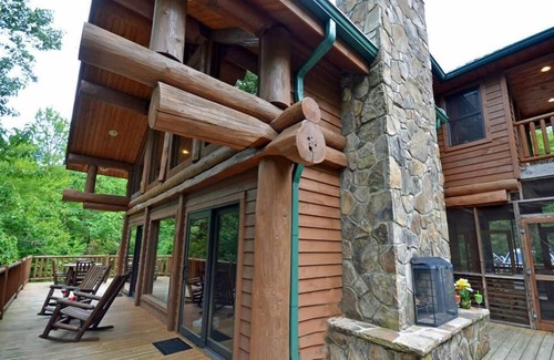 Bryson City Cabin | Watershed 05 - Free 4x4 Tours +Modern-Rustic, Luxury Cabin+ Adventures for Big