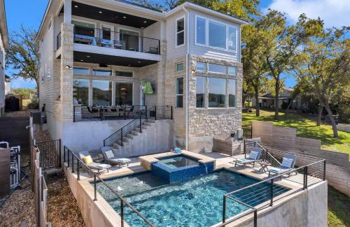 Burnet House | Waterside 508 and Concierge Services