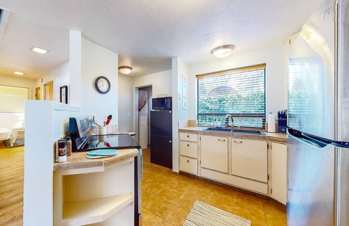 Union House | Waterside home with 4 bedrooms - outstanding access to Hood Canal & attractions