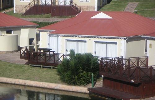 Marina Martinique Apartment | WatersideLiving MS11