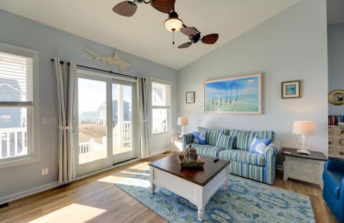 Harkers Island House | Waterview Home with Sunset and Lighthouse Views