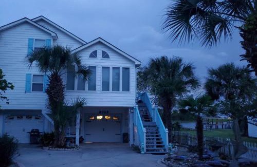 Ocean Isle Beach House | Waterway Escape in Ocean Isle Beach, NC