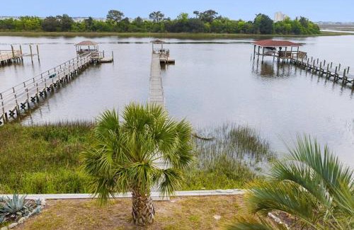 Ocean Isle Beach House | Waterway Escape in Ocean Isle Beach, NC