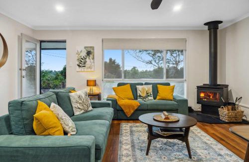 Maleny House | Wattle Cottage - A Stylish Hinterland Escape