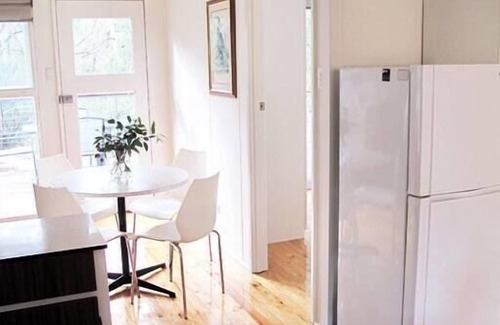 Halls Gap House | Wattletree Cottage Central Halls Gap