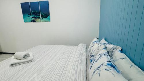 Thulusdhoo Island Hotel | Wave Crest Retreat