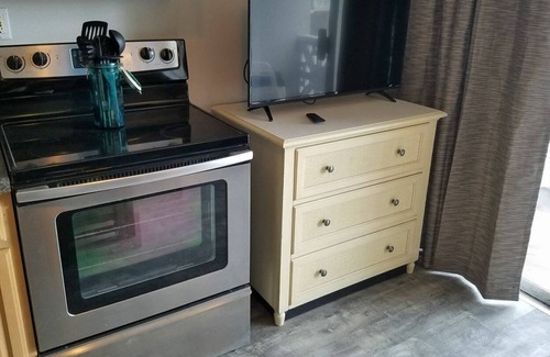 Myrtle Beach Condo | Wave Rider Resort - 1 bedroom - Unit 354