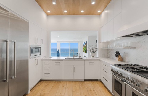 Eastern Malibu House | Wavecrest Malibu by Fieldtrip | Designer Artist Escape w/Panoramic Ocean Views