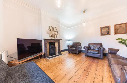 Coniston House | Waverley