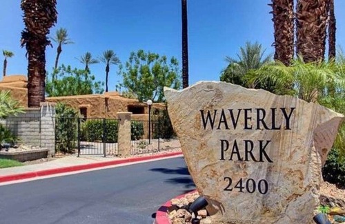 Palm Springs Condo | Waverly Park Charm and Luxury