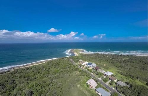 Angourie House | Wavers Rest Angourie View Wifi