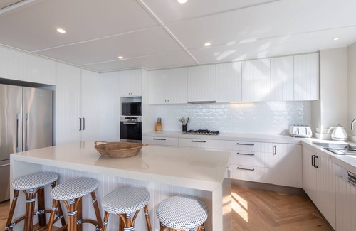 Point Lookout Apartment | Waves #14 by Discover Stradbroke – Premium Beachfront Escape