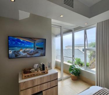 Herolds Bay House | Waves of Grace Seafront Villa