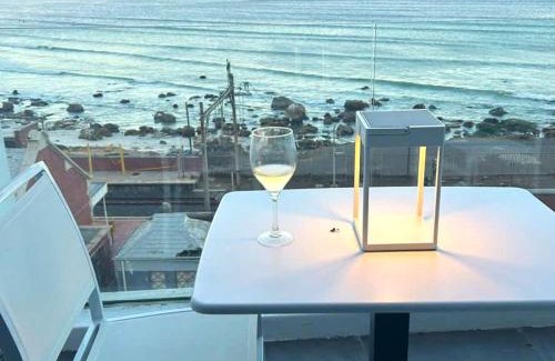 Redhill Apartment | Wavescapes Chic Seaside Stay