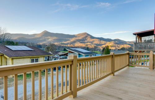 Waynesville House | Waynesville Cabin Rental with Mountain Views