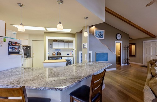 Pagosa Springs Ski Chalet | We Have it All! On the lake, Private Dock! Fishing, Panoramic Views. Hot Tub!