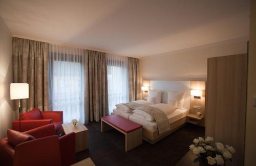 Bernkastel Hotel | Weingut & Gästehaus Schmitz-Bergweiler