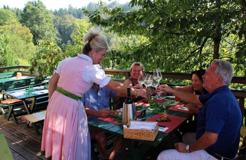 Heimschuh Cabin | Weingut Schatz