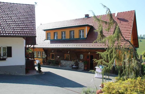 Heimschuh Cabin | Weingut Schatz