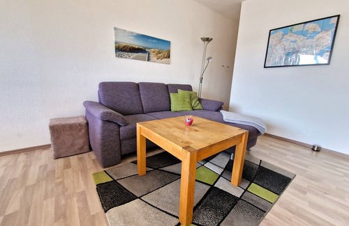 Heiligenhafen Apartment | Welcome to a bright and modern apartment on the 6th floor.