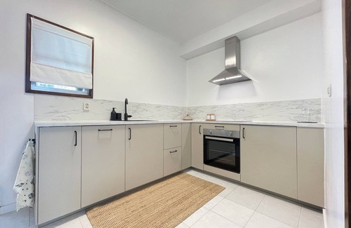 Ermesinde Apartment | Welcome to Casa Minda - lovely for digital nomads, workers and travellers