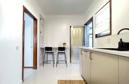 Ermesinde Apartment | Welcome to Casa Minda - lovely for digital nomads, workers and travellers