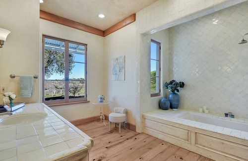 San Luis Obispo House | Welcome to Chêne Vineyards!