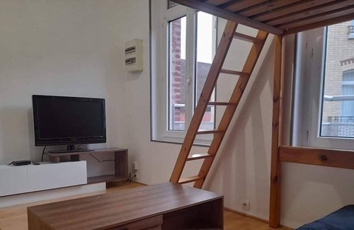 Centre Ville Apartment | Welcome to downtown Amiens, home!