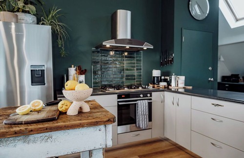 Hokitika House | Welcome to Little Sailor's Catch!