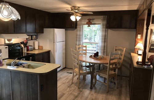 Madison House | Welcome to Millie’s on Lake Madison, a quiet and peaceful family getaway!