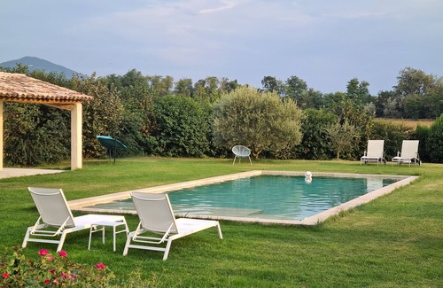 Montmeyran Apartment | WELCOME to our cottage. 5 PERS. In the Dromoise campaign. With a pool.