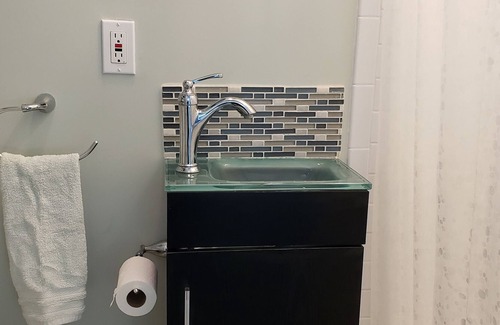 Jupiter Farms Apartment | Welcome to our Tiny Abode! (Tiny House)