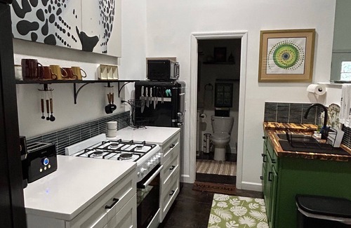 Eustis Cottage | Welcome to The Fahnstock Street Oasis! Just 2 miles from Downtown Mt. Dora