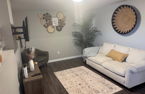 Terra Nova Apartment | Welcome to The Happy Hideout!