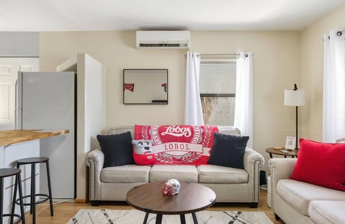 Victory Hills House | Welcome to The Lobo Den