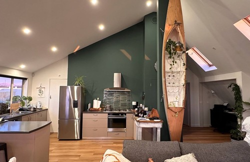 Hokitika House | Welcome to the Sailor's Catch.