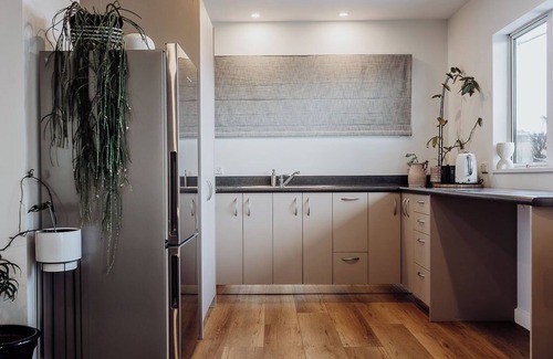 Hokitika House | Welcome to the Sailor's Catch.