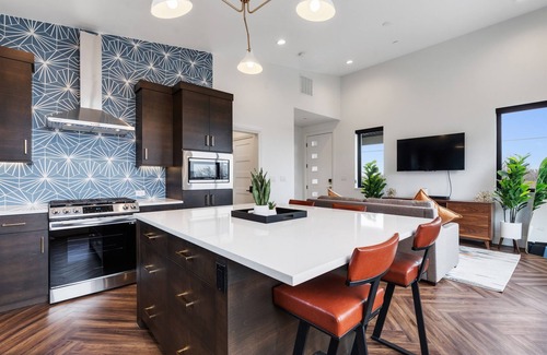 Old Town North Condo | Welcome to The Zephyr Loft!